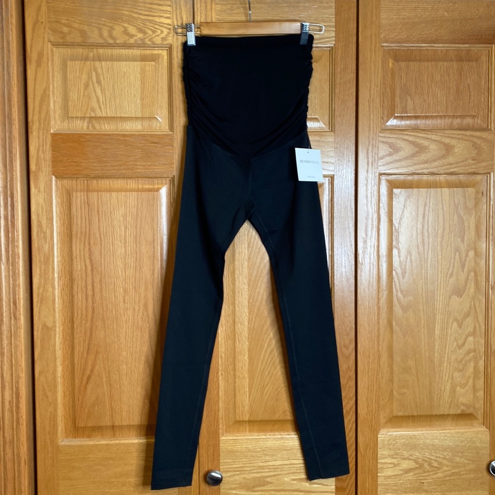 Beyond The bump black maternity leggings NWT